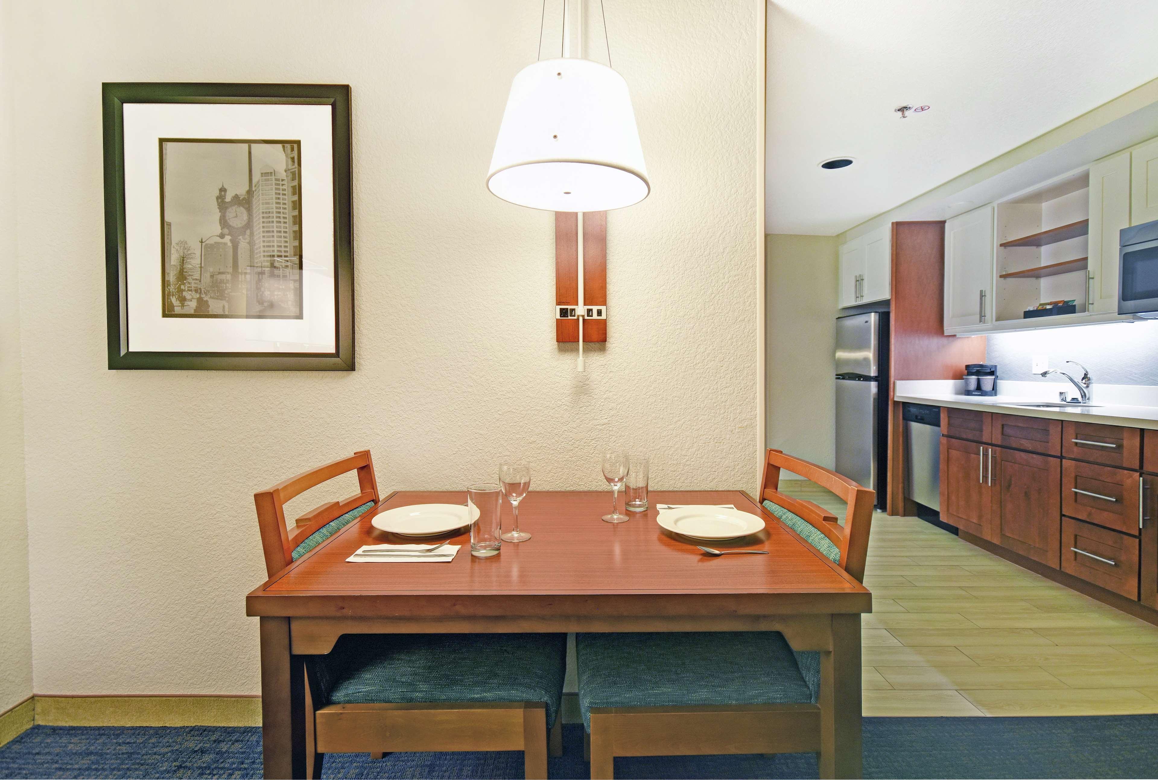 Homewood Suites By Hilton Seattle Downtown מראה חיצוני תמונה